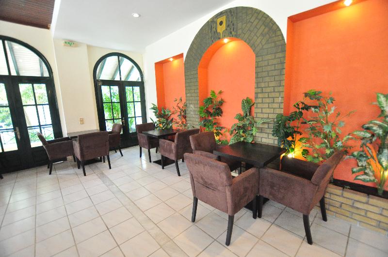 Acharavi Garden - Restoran