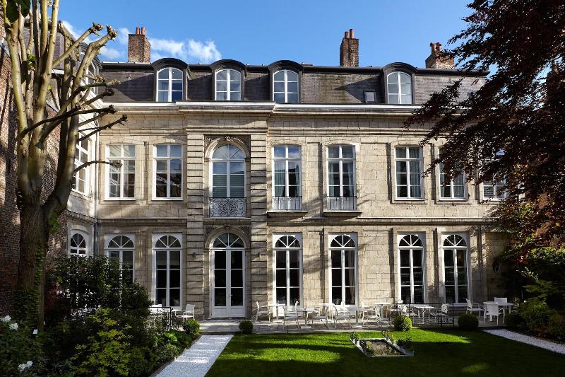 Clarance Hotel - Genel
