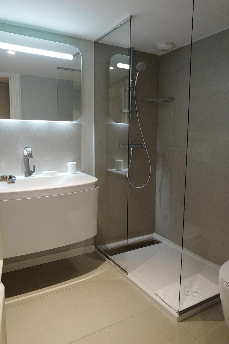 Clarance Hotel - Oda