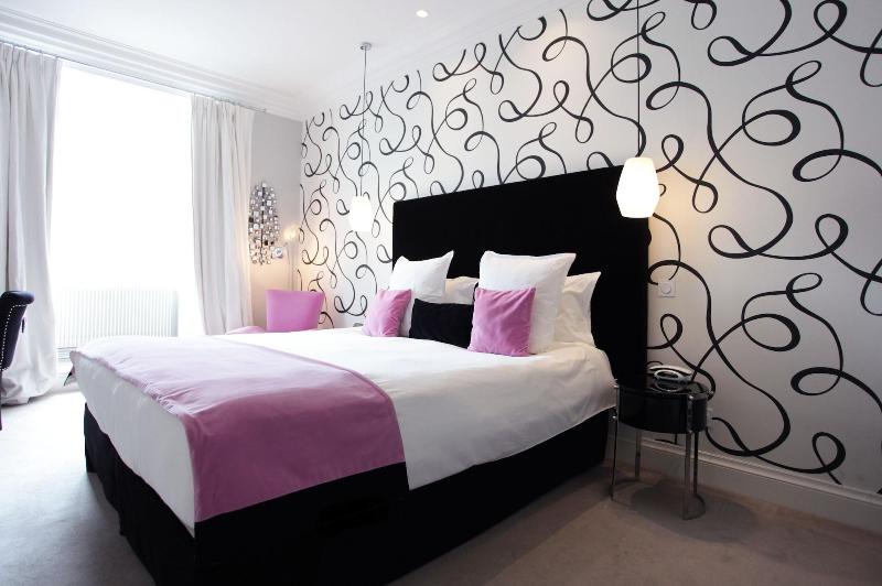 Clarance Hotel - Oda