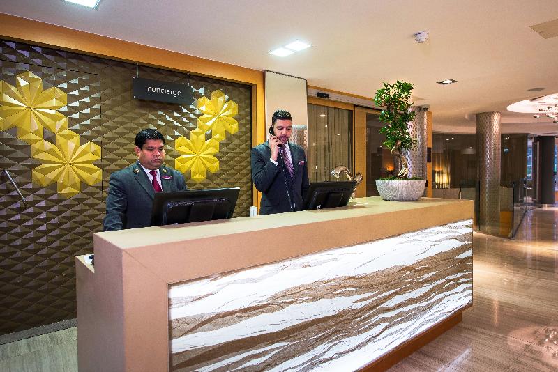 Doubletree by Hilton London Kensington - Lobi