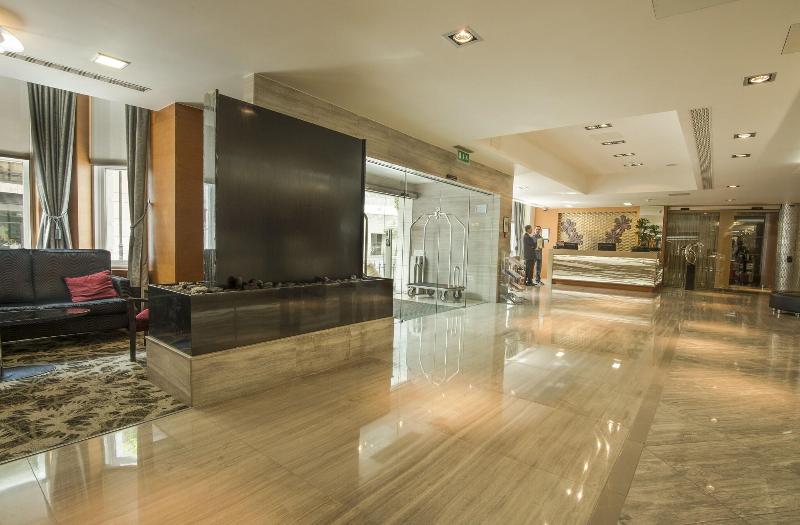 Doubletree by Hilton London Kensington - Lobi