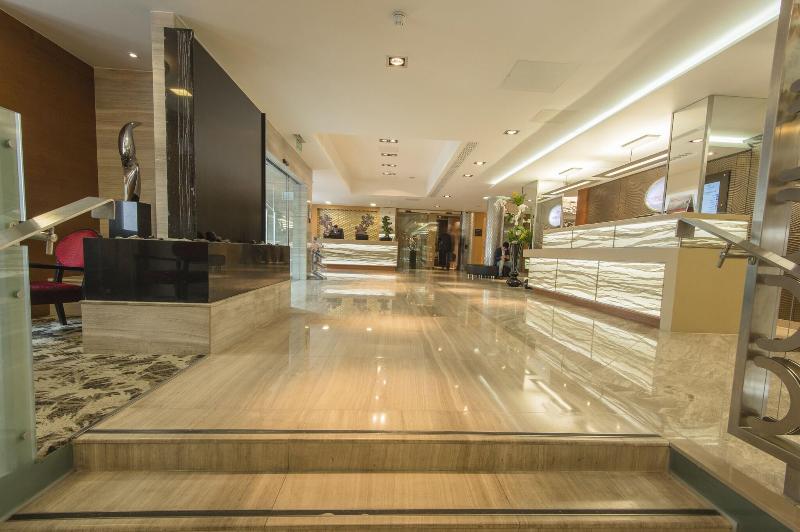 Doubletree by Hilton London Kensington - Lobi