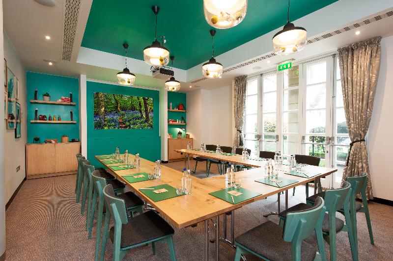 Doubletree by Hilton London Kensington - Toplantı