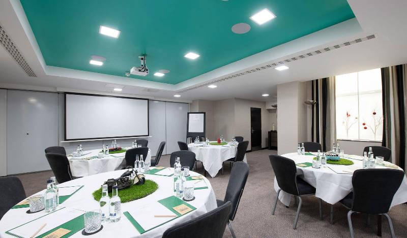 Doubletree by Hilton London Kensington - Toplantı