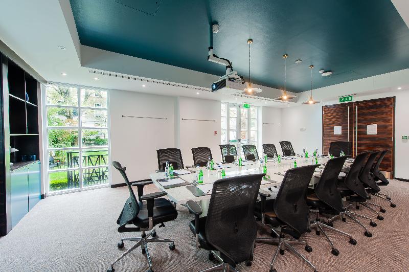 Doubletree by Hilton London Kensington - Toplantı