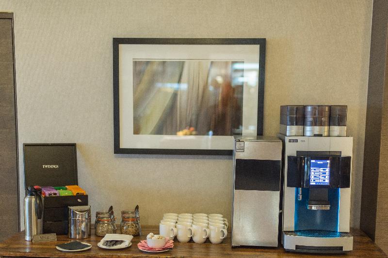 Doubletree by Hilton London Kensington - Genel