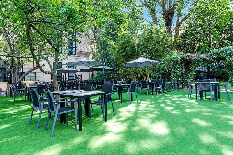 Doubletree by Hilton London Kensington - Teras