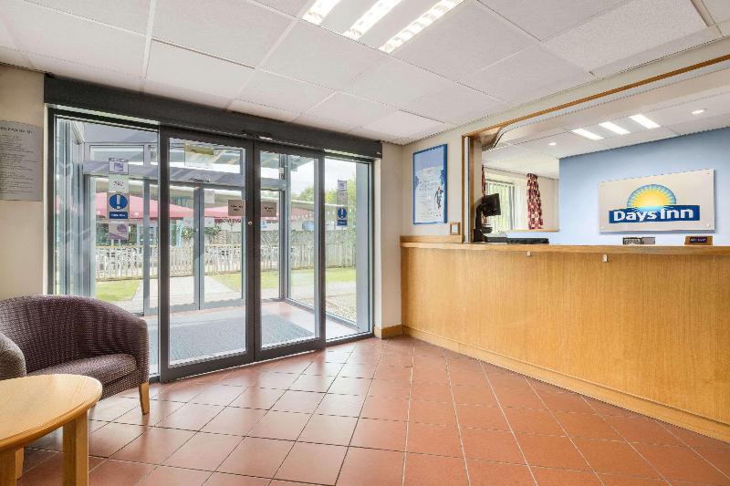 Days Inn Winchester M3 - Lobi