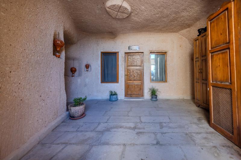 Eyes Of Cappadocia Cave Hotel - Oda