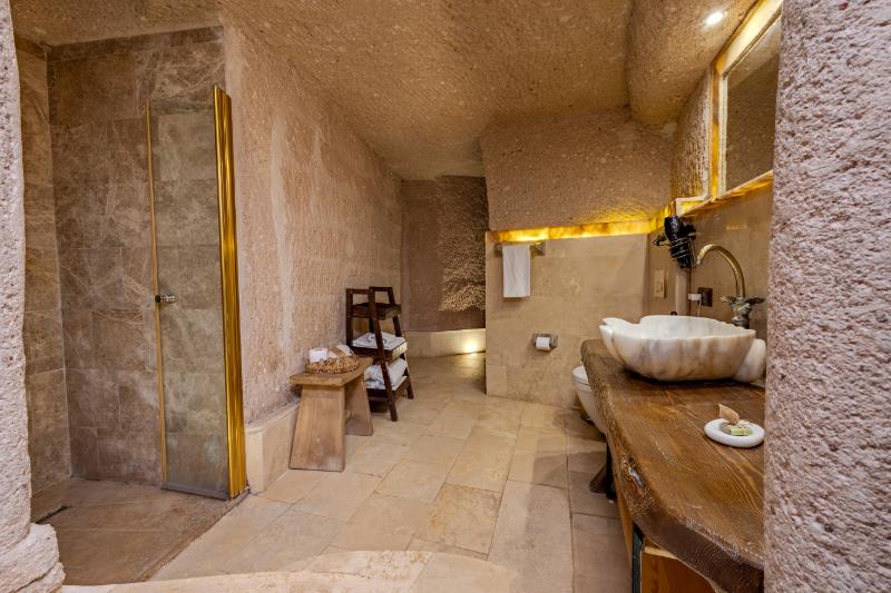 Eyes Of Cappadocia Cave Hotel - Oda