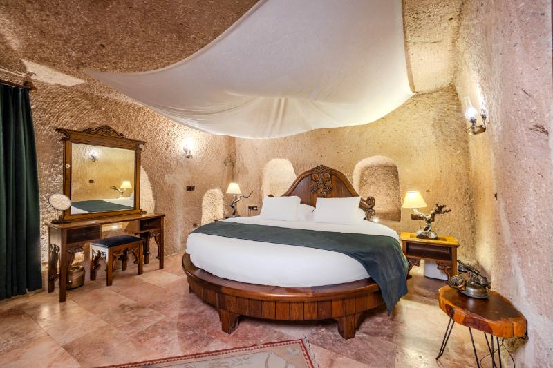 Eyes Of Cappadocia Cave Hotel - Oda