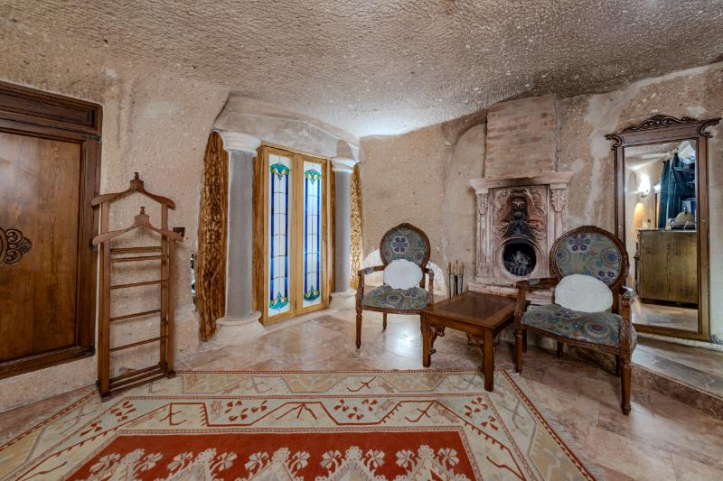 Eyes Of Cappadocia Cave Hotel - Oda