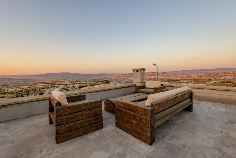Eyes Of Cappadocia Cave Hotel - Teras