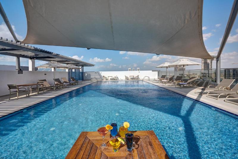 The S Hotel Al Barsha - Havuz
