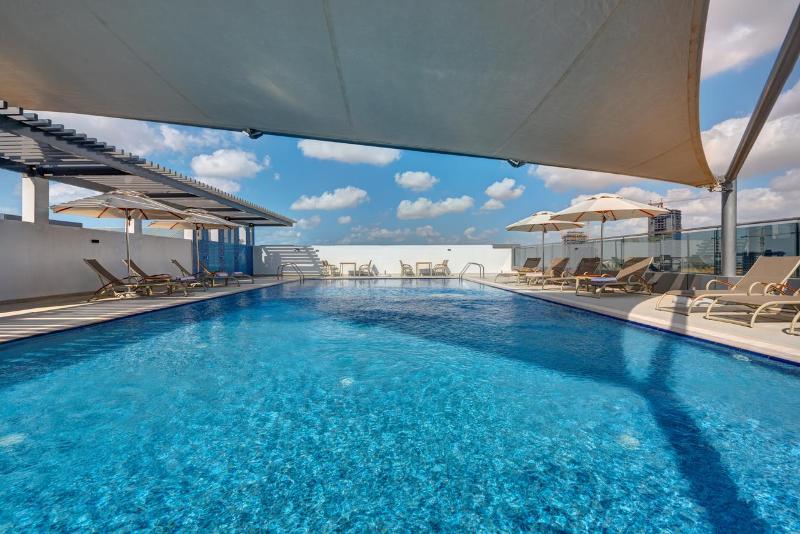 The S Hotel Al Barsha - Havuz