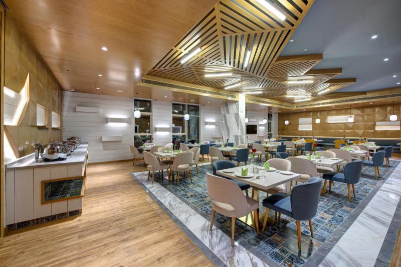 The S Hotel Al Barsha - Restoran