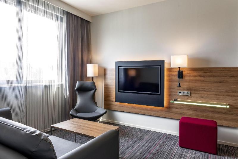 Moxy Edinburgh Airport - Oda