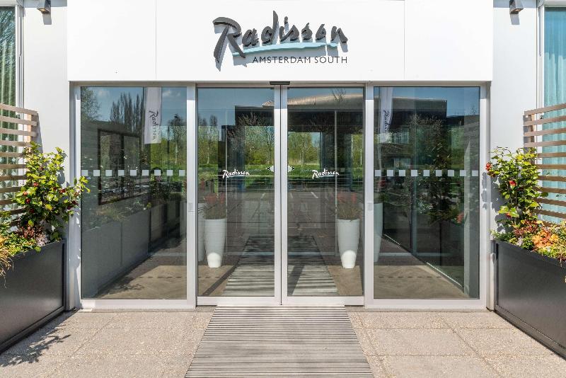 Radisson Hotel & Suites Amsterdam South - Genel