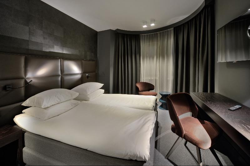 Amsterdam Forest Hotel - Oda