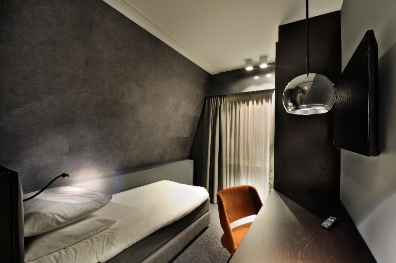 Amsterdam Forest Hotel - Oda