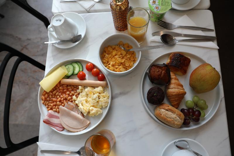 Reem Hotel - Restoran