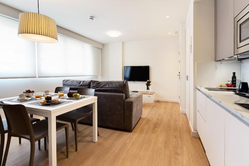 Sercotel Logroño Suites - Oda