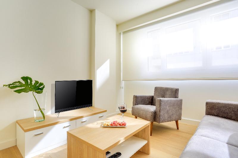 Sercotel Logroño Suites - Oda