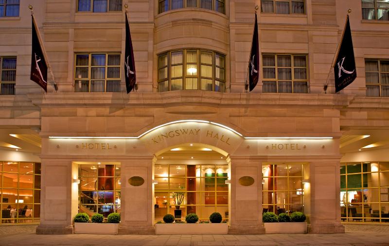 Middle Eight - Covent Garden - Genel