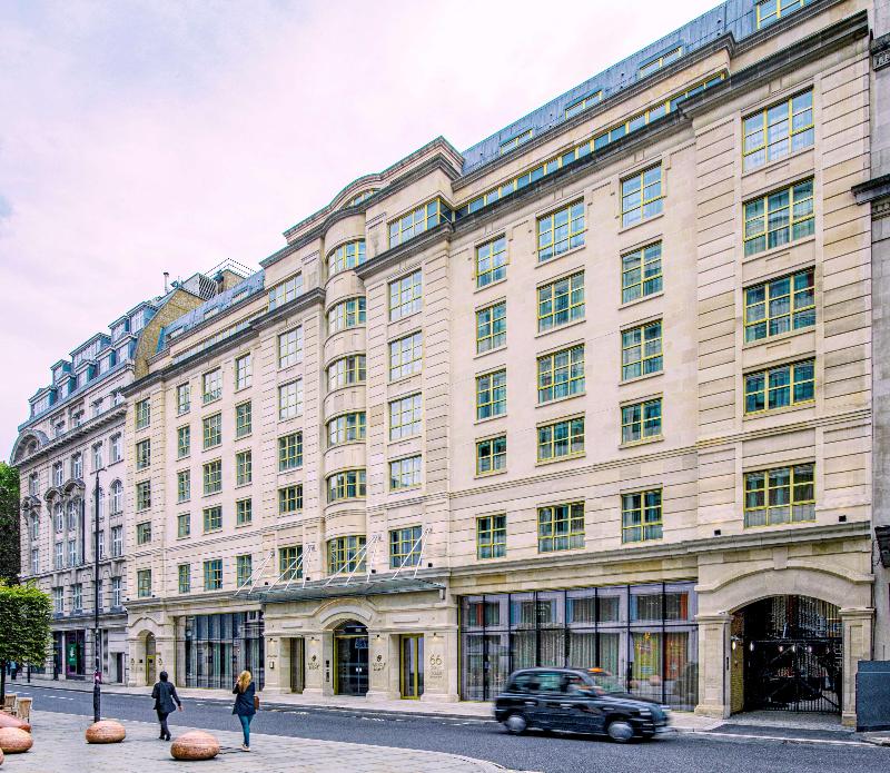 Middle Eight - Covent Garden - Genel