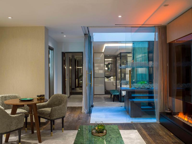 Middle Eight - Covent Garden - Oda