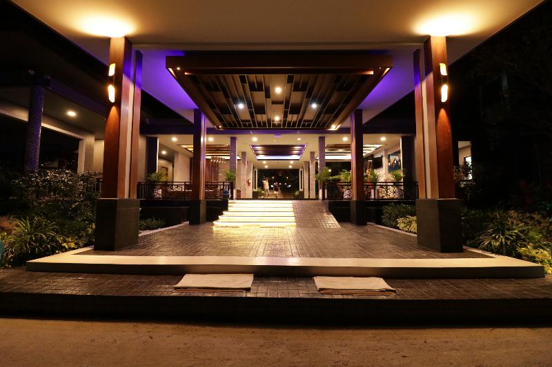 The Scene Cliff View Villas - Lobi