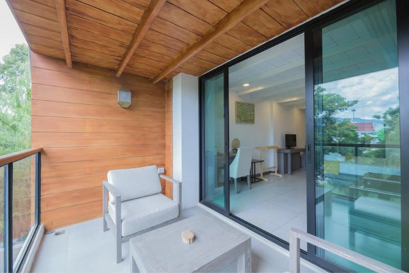 B2 Riverside Premier Resort - Oda