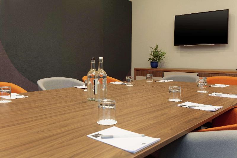 Hampton By Hilton Edinburgh Airport - Genel