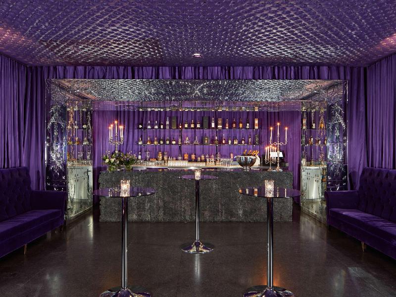 Sanderson London - Genel