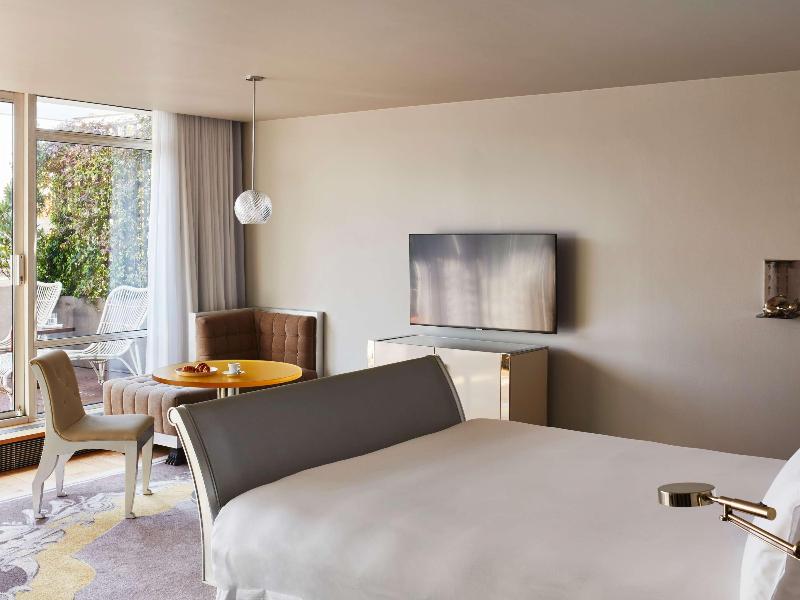 Sanderson London - Oda