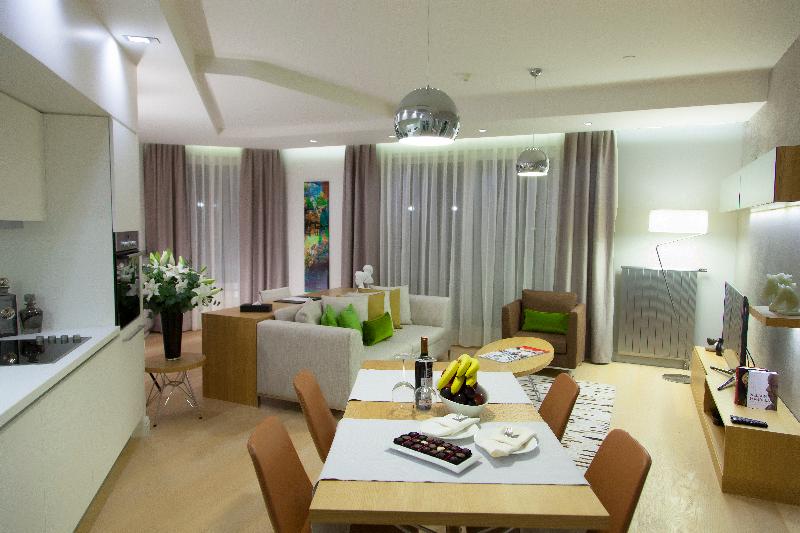 The Leos Residence - Oda