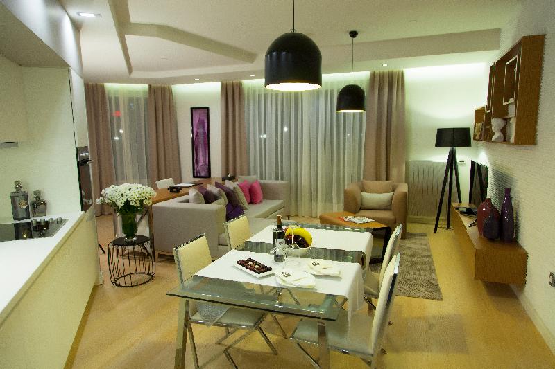 The Leos Residence - Oda