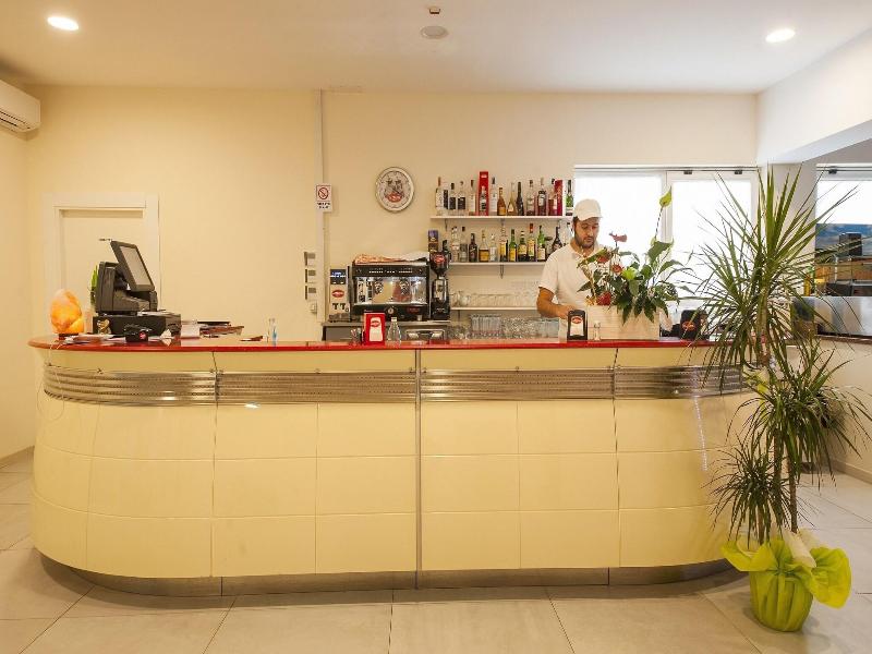 Risthotel Airport - Bar