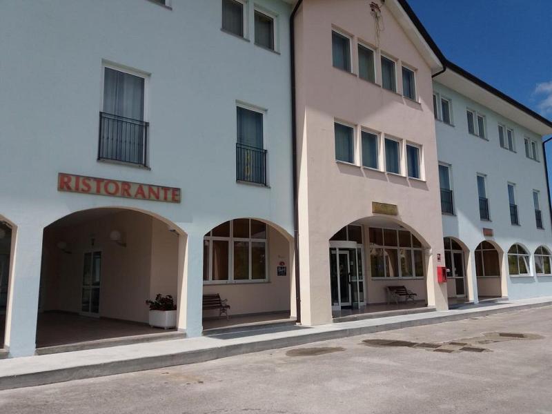 Risthotel Airport - Genel
