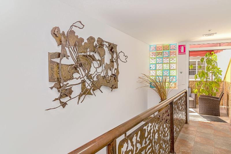 Sol Mogan Suites - Lobi
