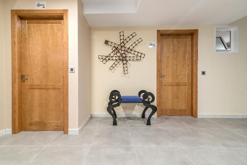 Sol Mogan Suites - Lobi