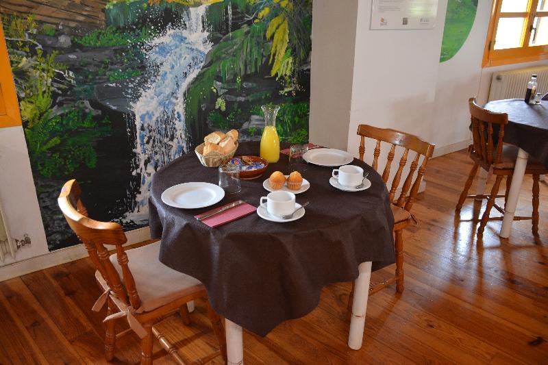 Posada Hoyos De Iregua - Restoran