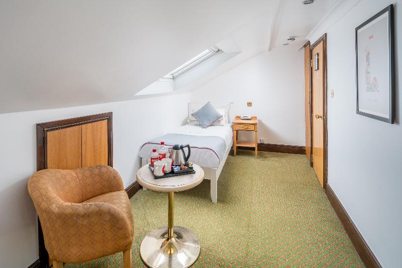 Abbey Hotel, London Shepherd's Bush Market - Oda