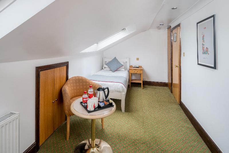 Abbey Hotel, London Shepherd's Bush Market - Oda