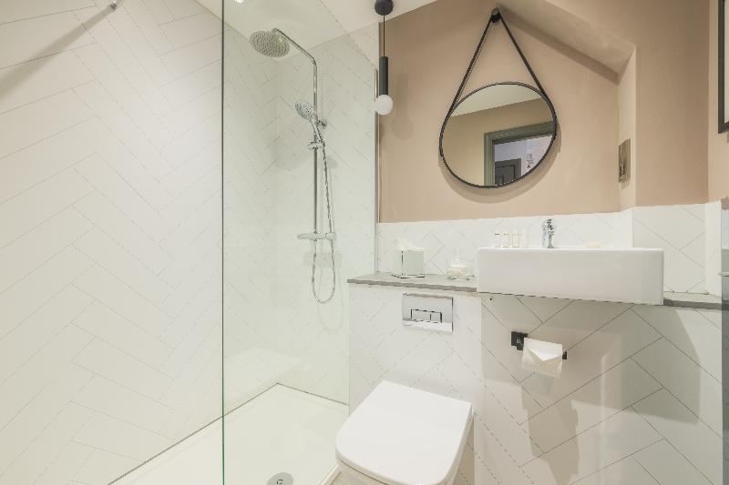 Holyrood Aparthotel - Oda