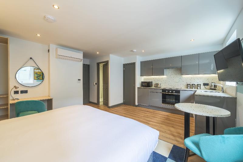 Holyrood Aparthotel - Oda