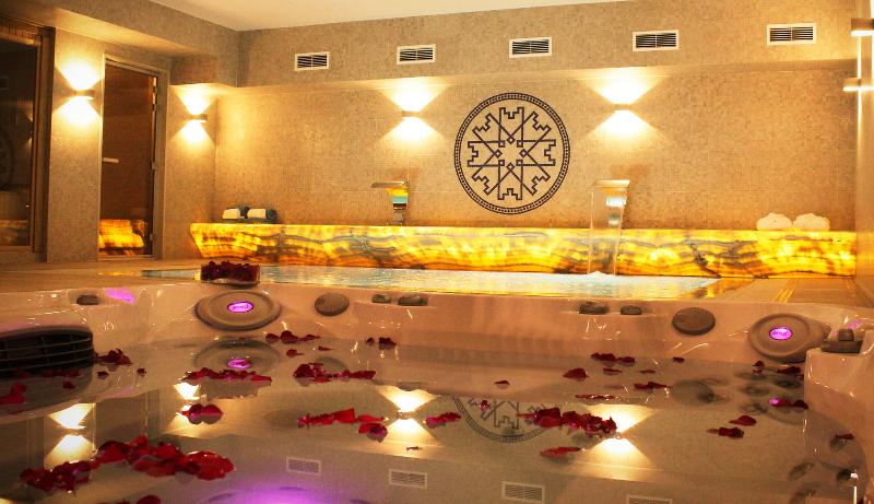 Castelo Hotel - Havuz