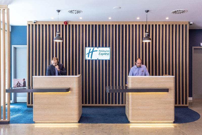 Holiday Inn Express Lisbon - Plaza Saldanha - Lobi