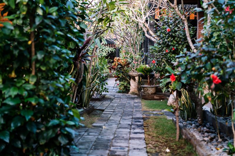 D and B Bungalow - Genel